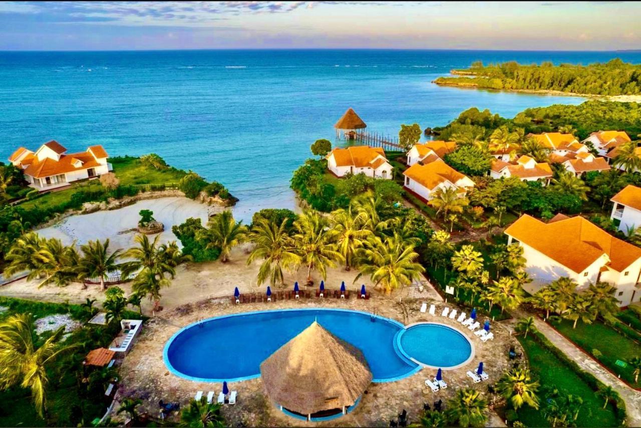 Azao Resort & Spa Pongwe Eksteriør billede