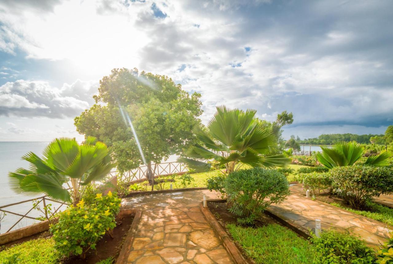 Azao Resort & Spa Pongwe Eksteriør billede